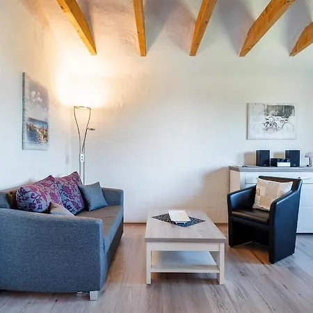 Moorstern Am Badesee Tannenhausen آوريش