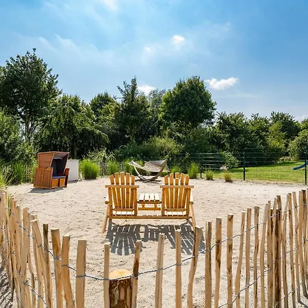 Moorstern Am Badesee Tannenhausen アパートホテル 4*